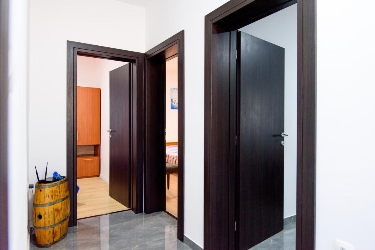 Apartman Lu Jesenice  Εξωτερικό φωτογραφία