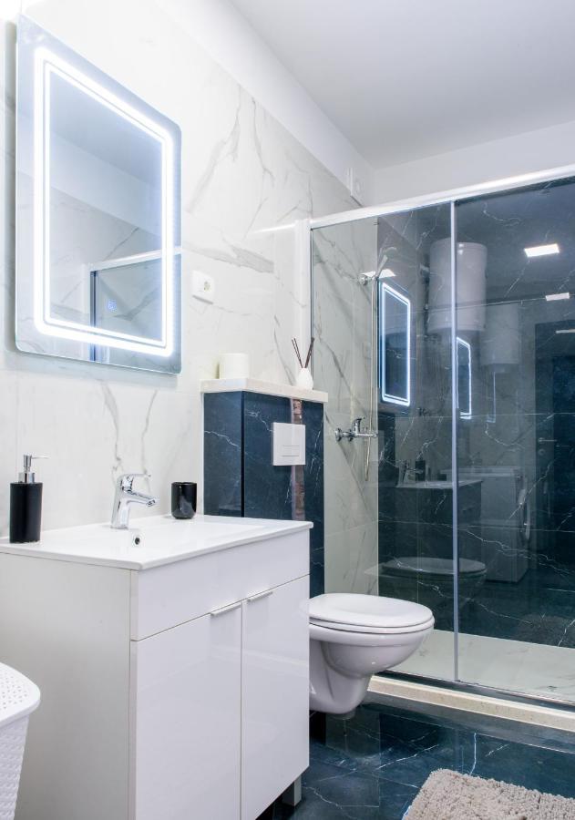 Apartman Lu Jesenice  Εξωτερικό φωτογραφία