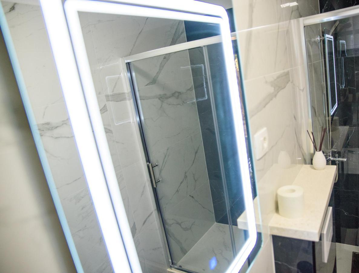 Apartman Lu Jesenice  Εξωτερικό φωτογραφία