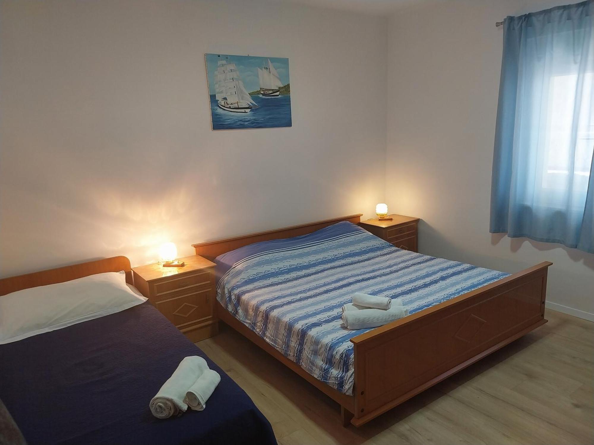 Apartman Lu Jesenice  Εξωτερικό φωτογραφία
